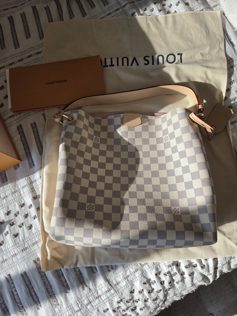 Louis Vuitton Damier Azur Shoulder Bag in Cream/Gray